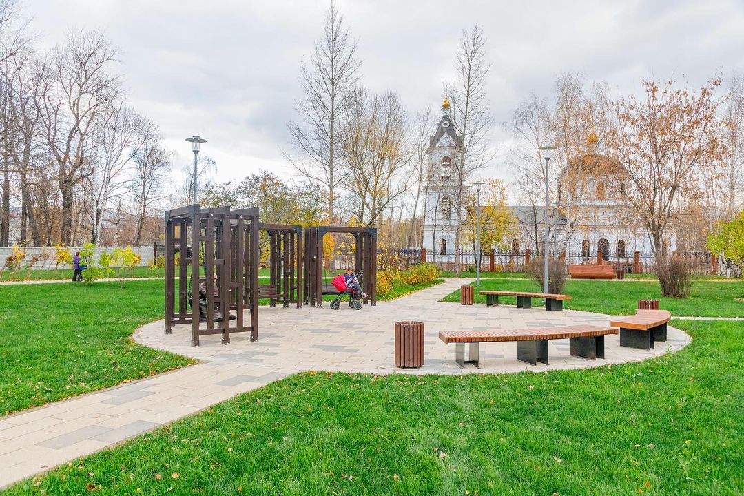 Благоустроенная территория